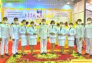 ผู้บริหาร คณะครู โรงเรียนสุนทรภู่พิทยา ร่วมพิธีถวายเครื่องราชสักการะและ วางพานพุ่ม และพิธีถวายพระพรชัยมงคล ณ ศูนย์การเรียนรู้ตามแนวทางปรัชญาของ เศรษฐกิจพอเพียง อำเภอแกลง จังหวัดระยอง  เนื่องในโอกาสวันเฉลิมพระชนมพรรษา พระบาทสมเด็จพระเจ้าอยู่หัว